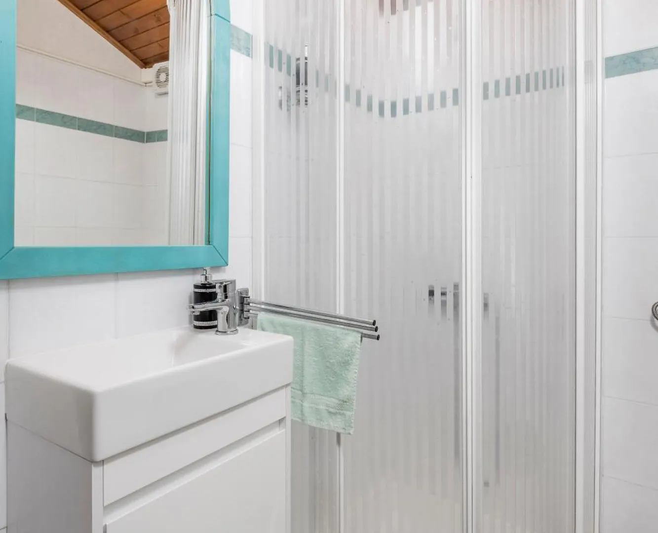 Stalica Little Barn Apartment Mala Ucka Croatia